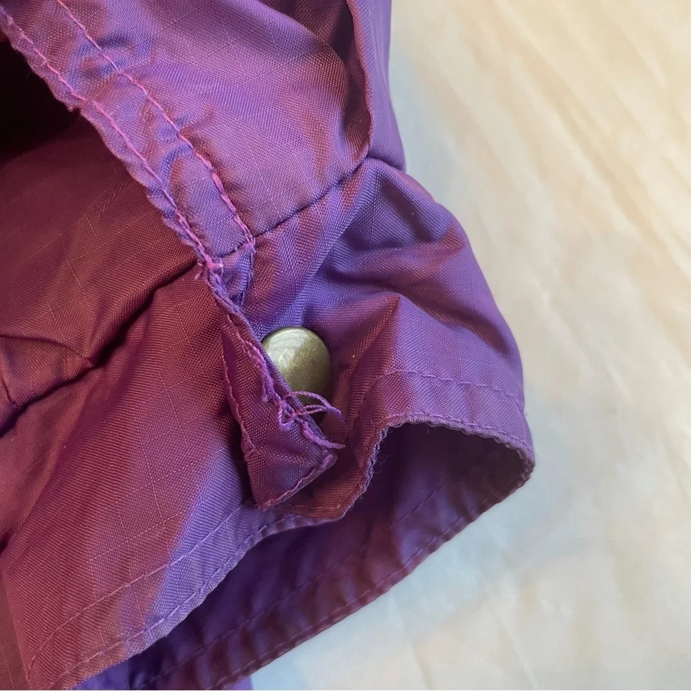 π Embrace the Vintage Vibes: Purple Windbreaker Coat - Size Unknown π¬οΈ - Picture 13 of 13